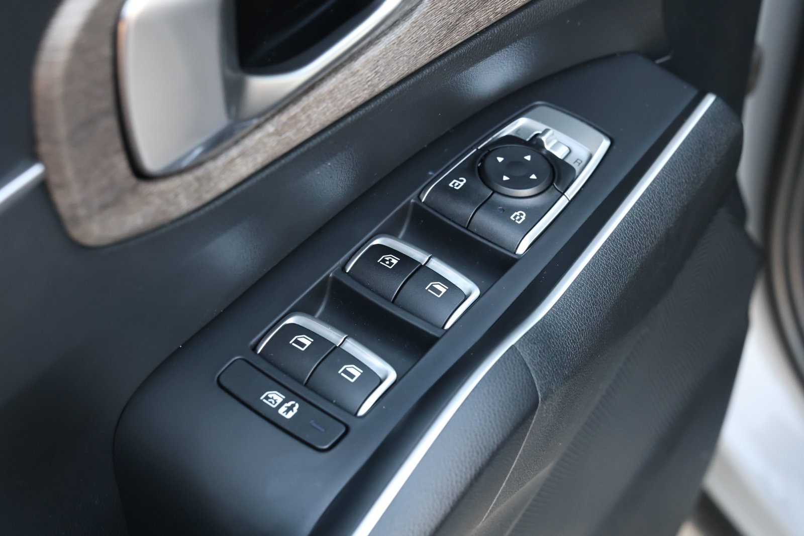 Used 2022 Kia Sorento EX w/ Panoramic Sunroof Package FWD image 28