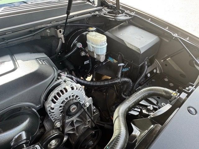 Used 2011 Chevrolet Tahoe LT RWD image 62