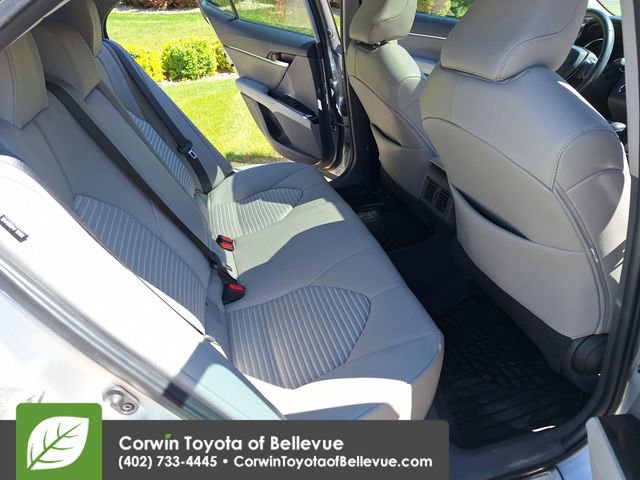 Used 2018 Toyota Camry SE w/ Audio Package FWD image 17
