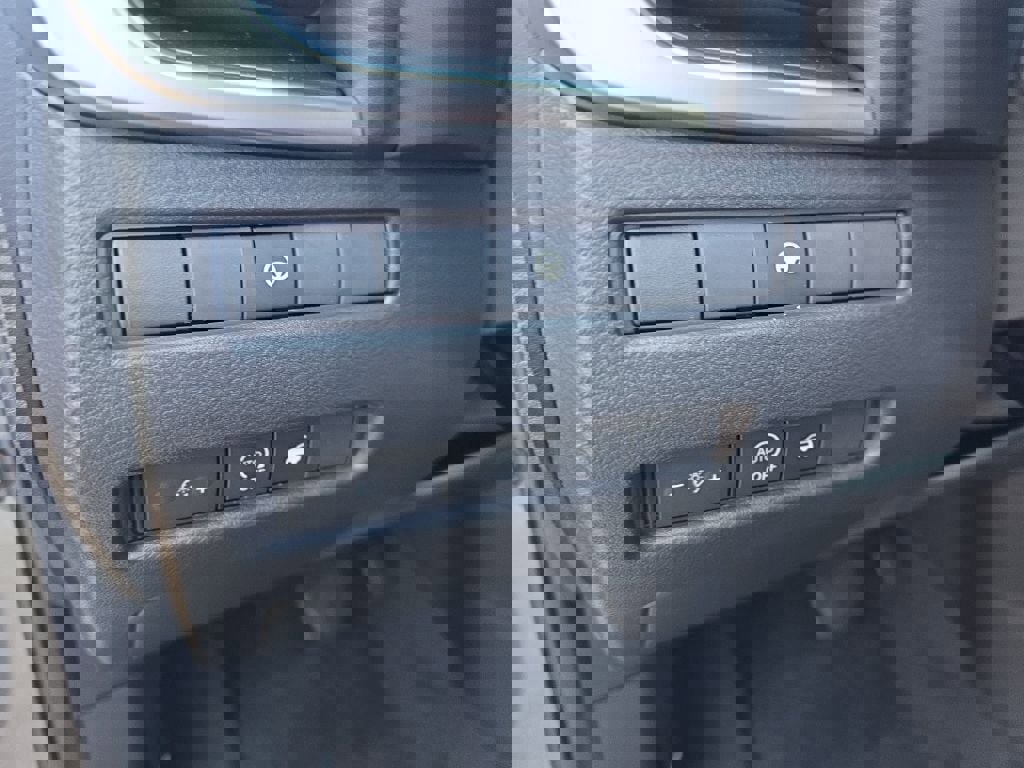 New 2026 Nissan Rogue SV w/ Cold Weather Package image 18