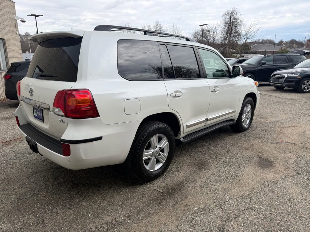 Used 2014 Toyota Land Cruiser AWD/4WD image 7