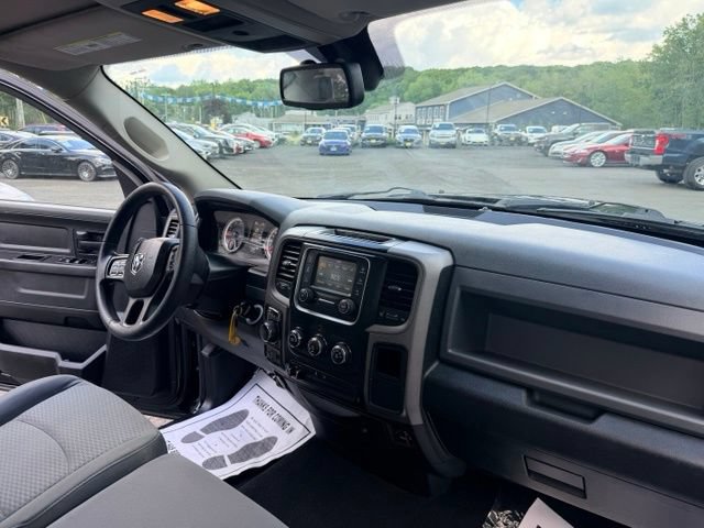 Used 2014 RAM 1500 Express AWD/4WD image 25