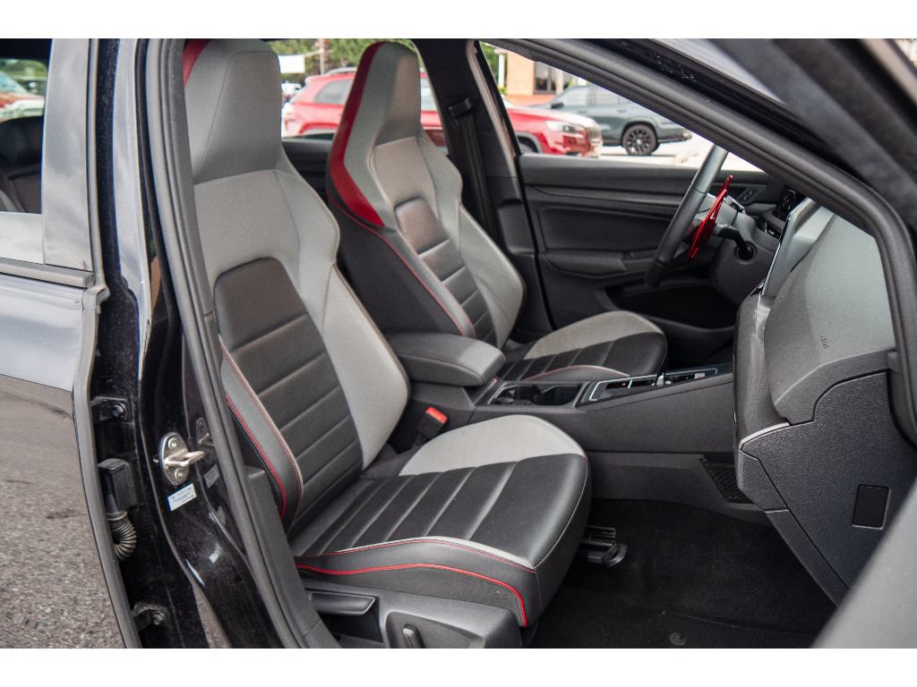 Used 2022 Volkswagen GTI Autobahn FWD image 16