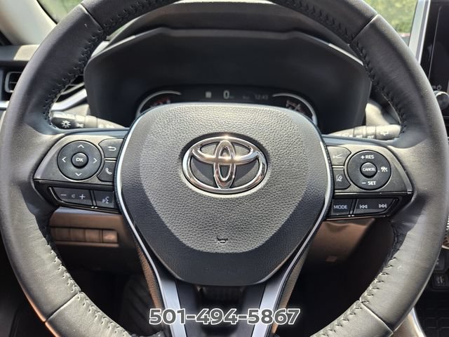 Used 2023 Toyota RAV4 XLE Premium FWD image 20