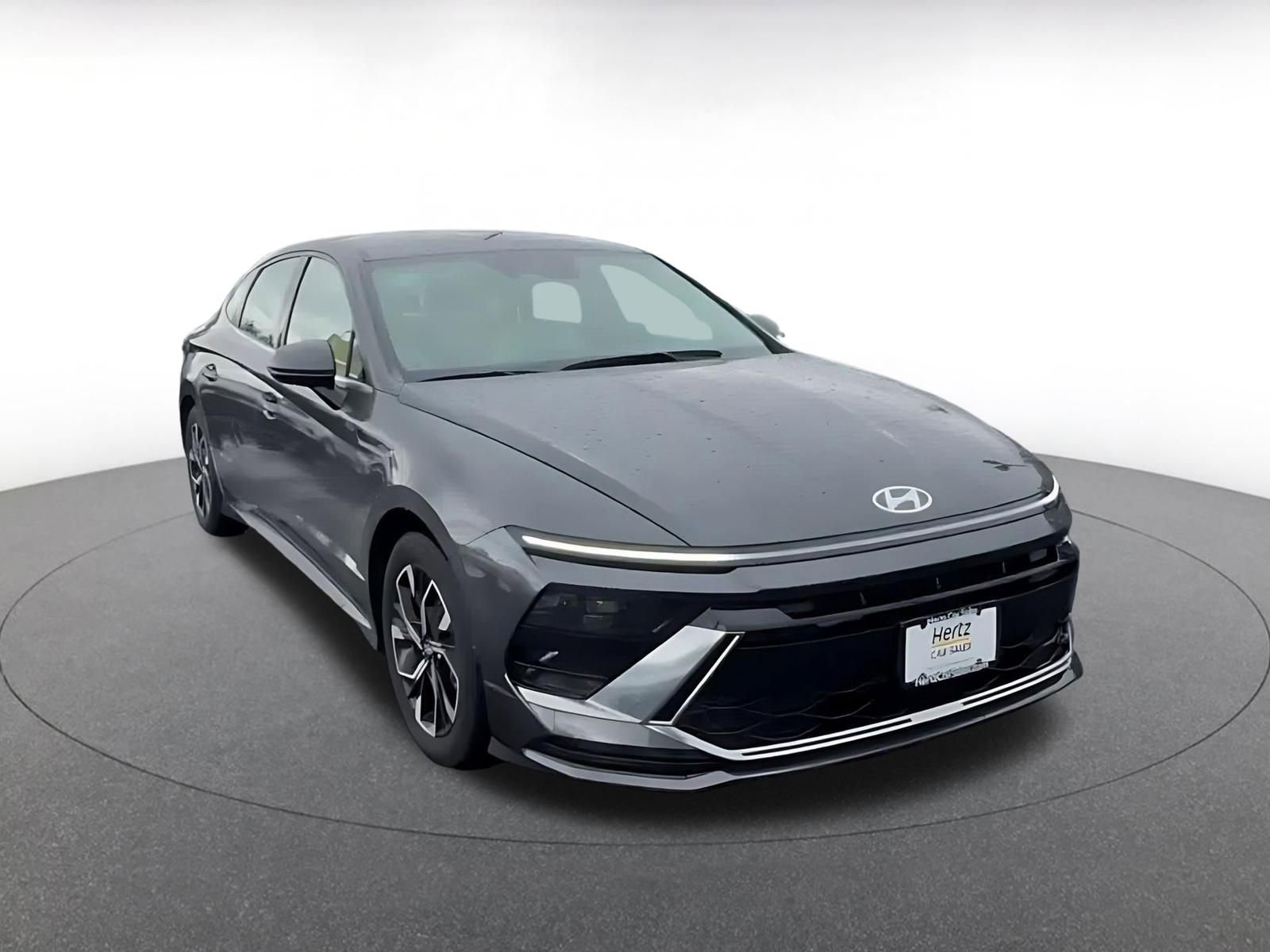 Used 2025 Hyundai Sonata SEL FWD image 3