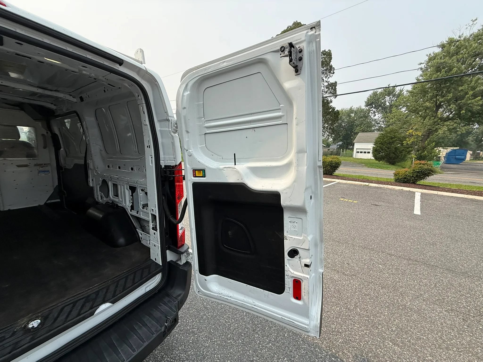 Used 2017 Ford Transit 150 130 Low Roof RWD image 38