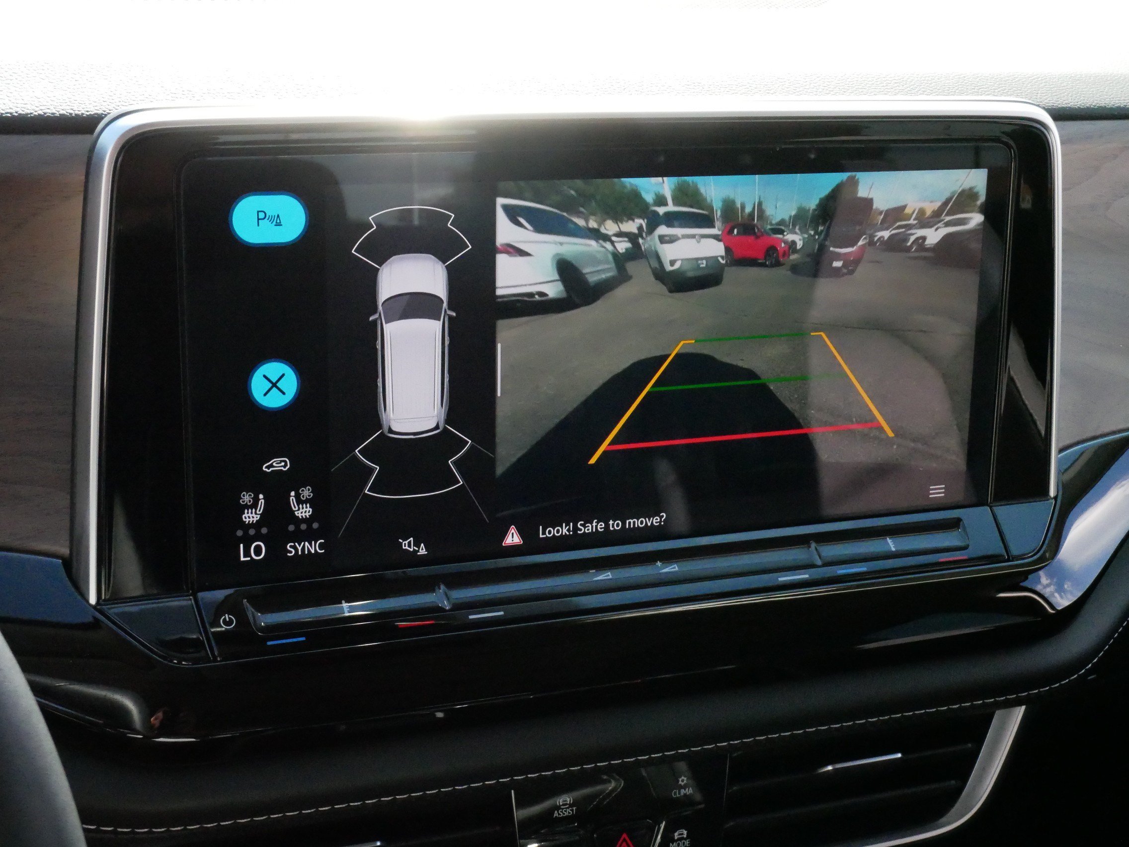 Certified 2024 Volkswagen Atlas SE AWD/4WD image 33