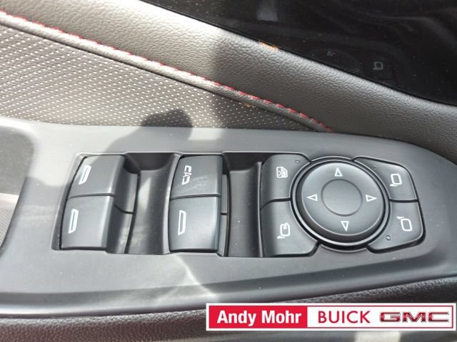 Used 2023 Chevrolet Traverse RS AWD/4WD image 27