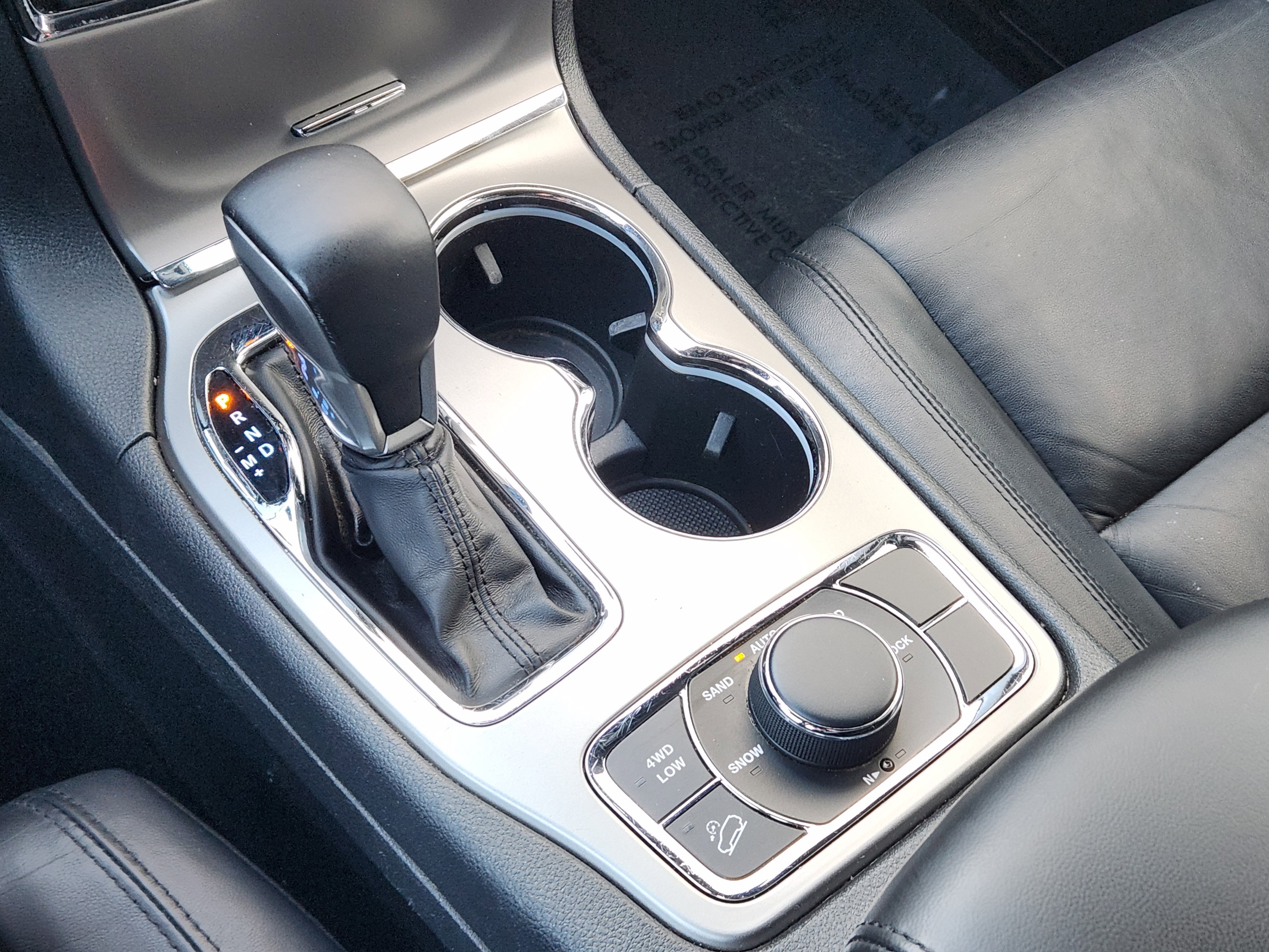 Used 2020 Jeep Grand Cherokee Limited image 20