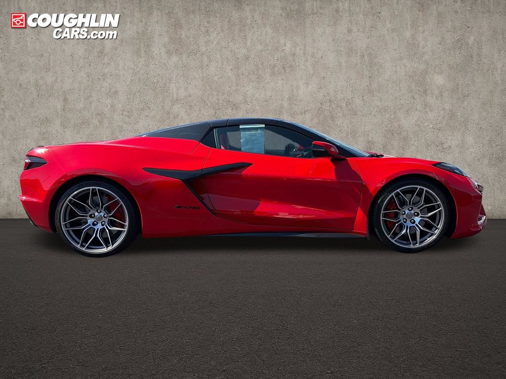 Used 2024 Chevrolet Corvette Z06 w/ Battery Protection Package RWD image 9