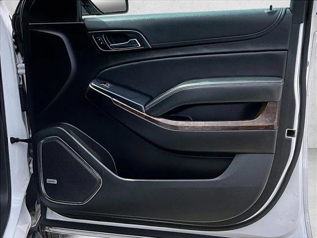 Used 2020 Chevrolet Suburban LT image 18