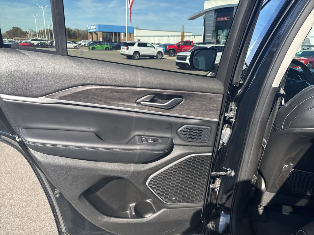 Used 2023 Jeep Grand Cherokee 4WD 4xe image 32