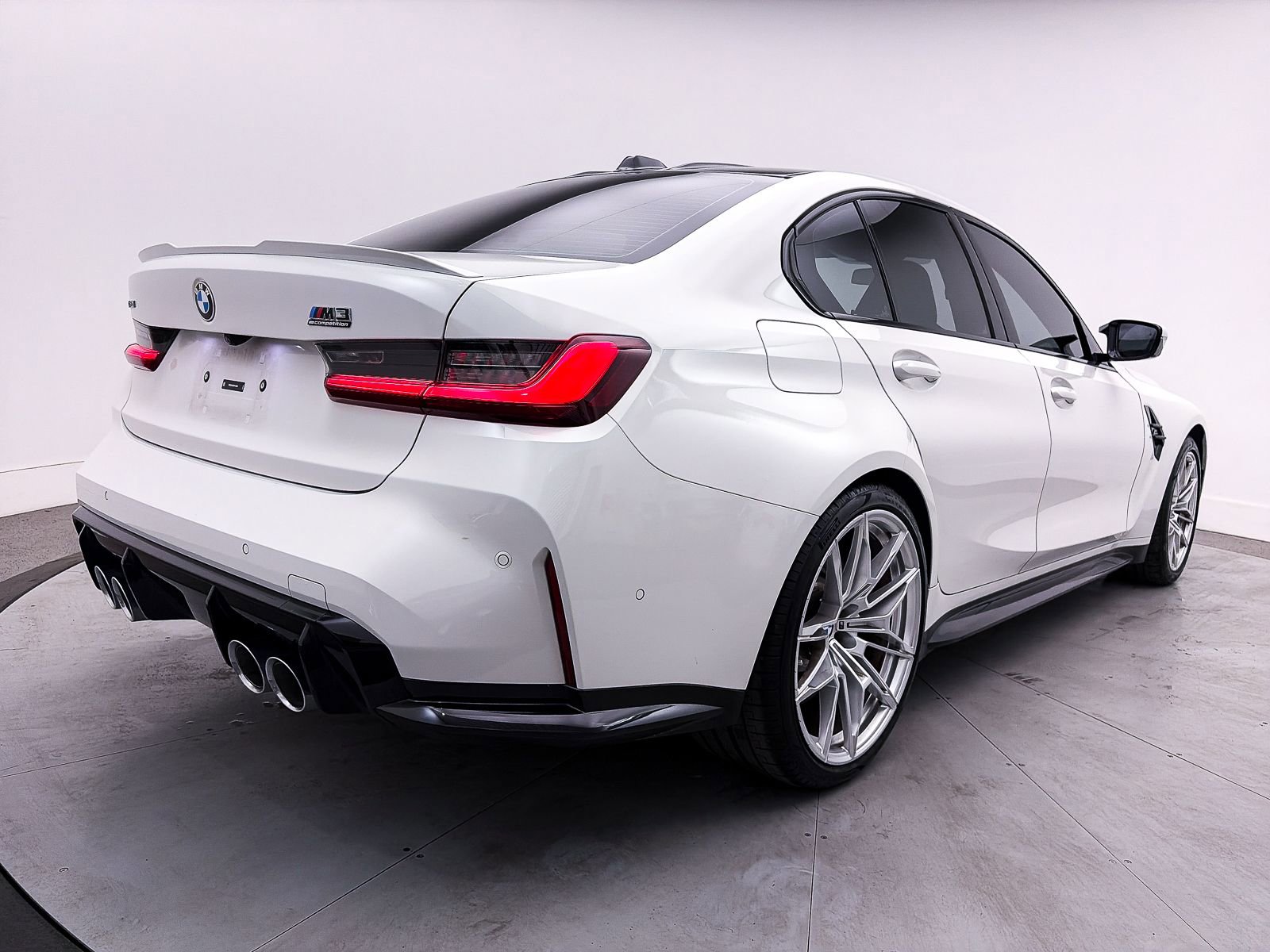 Used 2025 BMW M3 Competition w/ Executive Package image 18