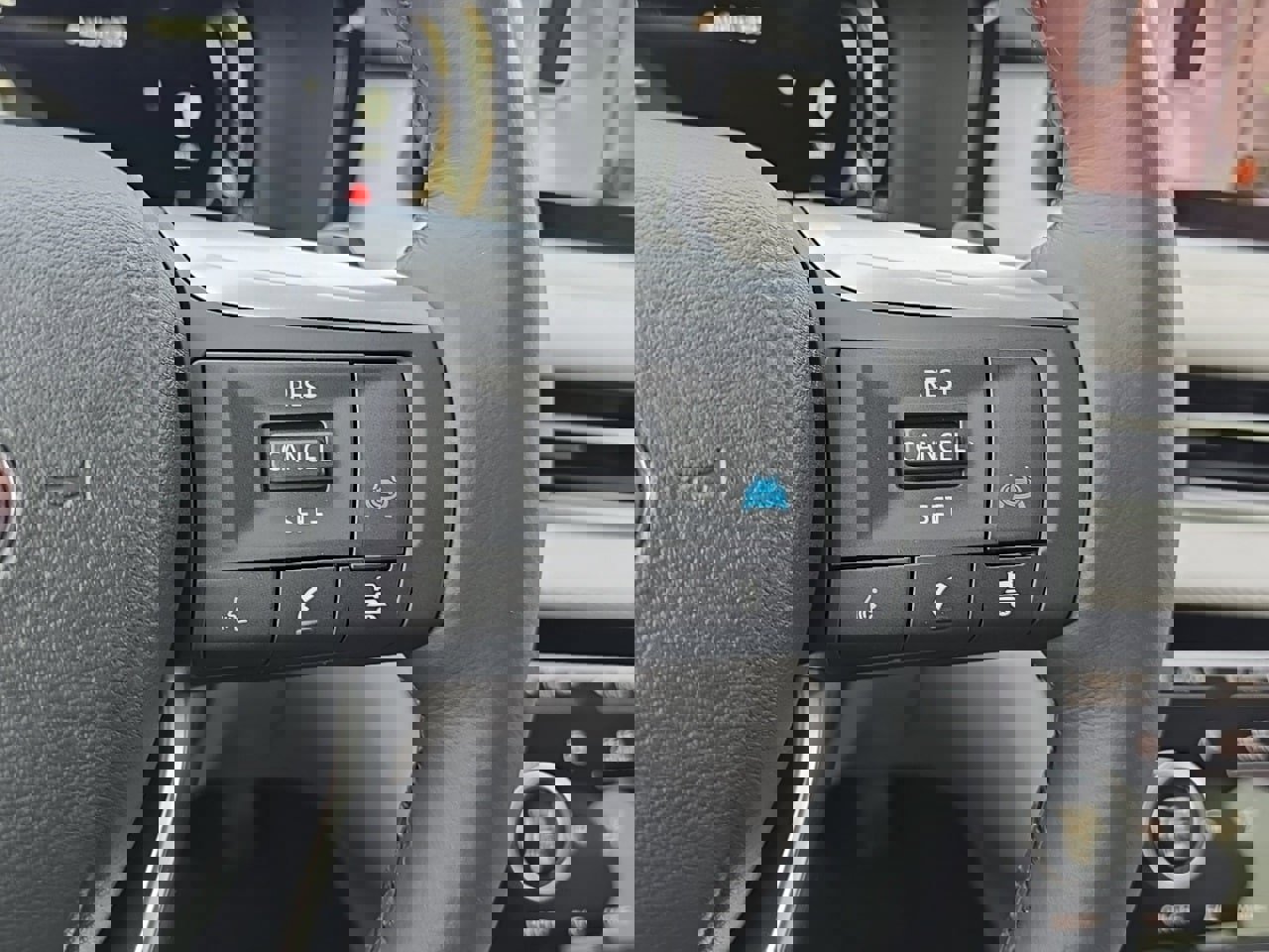 New 2026 INFINITI QX60 Luxe image 22