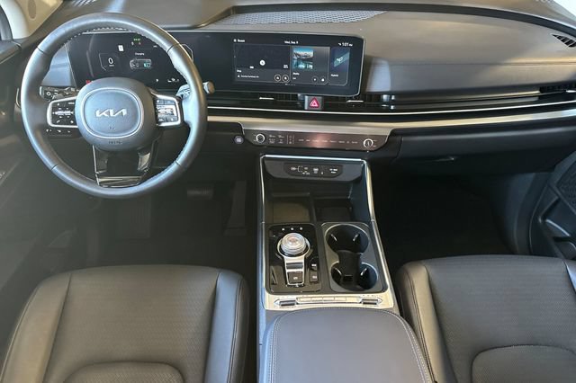 Used 2026 Kia Carnival SX Prestige FWD image 12
