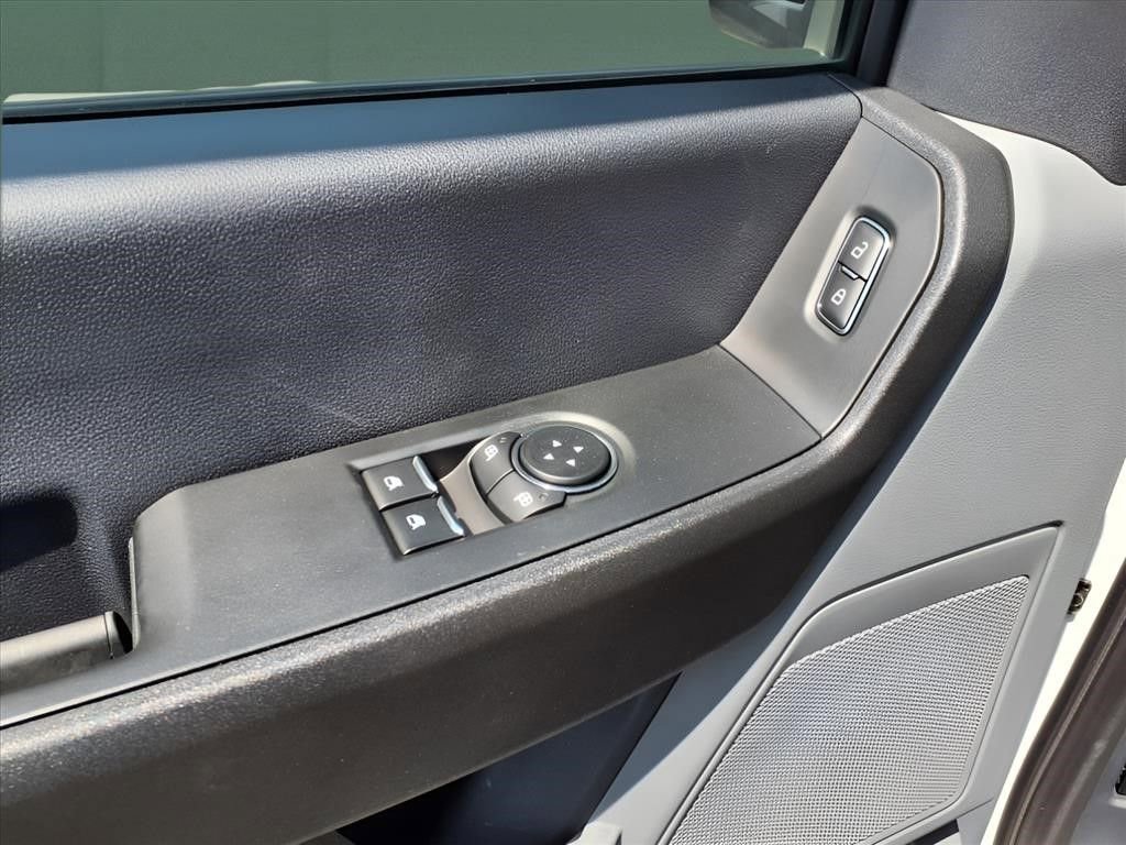 New 2023 Ford F250 XL w/ XL Chrome Package image 12