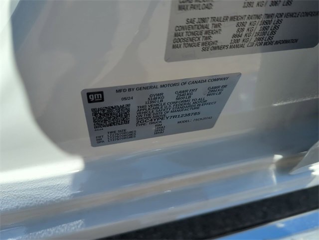 Certified 2024 Chevrolet Silverado 2500 LTZ w/ LTZ Plus Package image 34