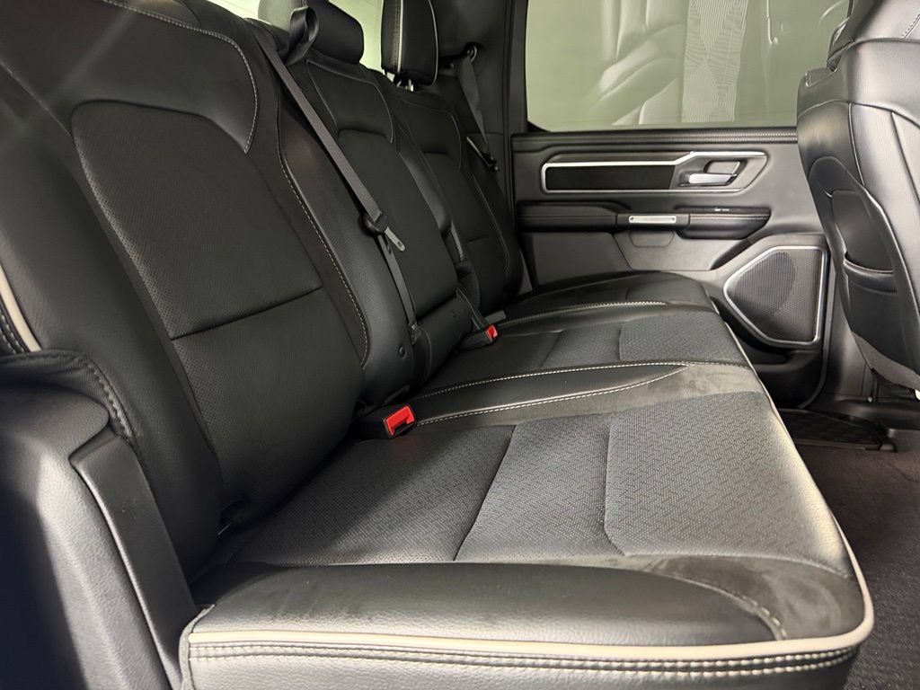 Used 2025 RAM 1500 Laramie w/ Sport Appearance Package AWD/4WD image 28