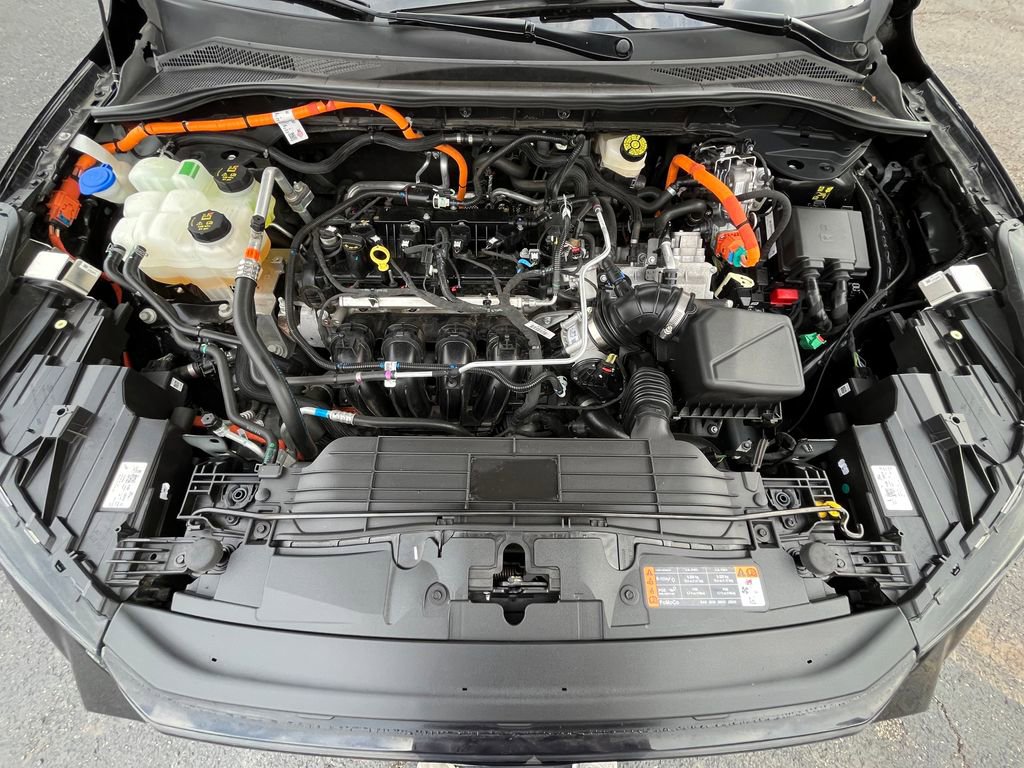 Used 2023 Ford Escape Platinum image 8