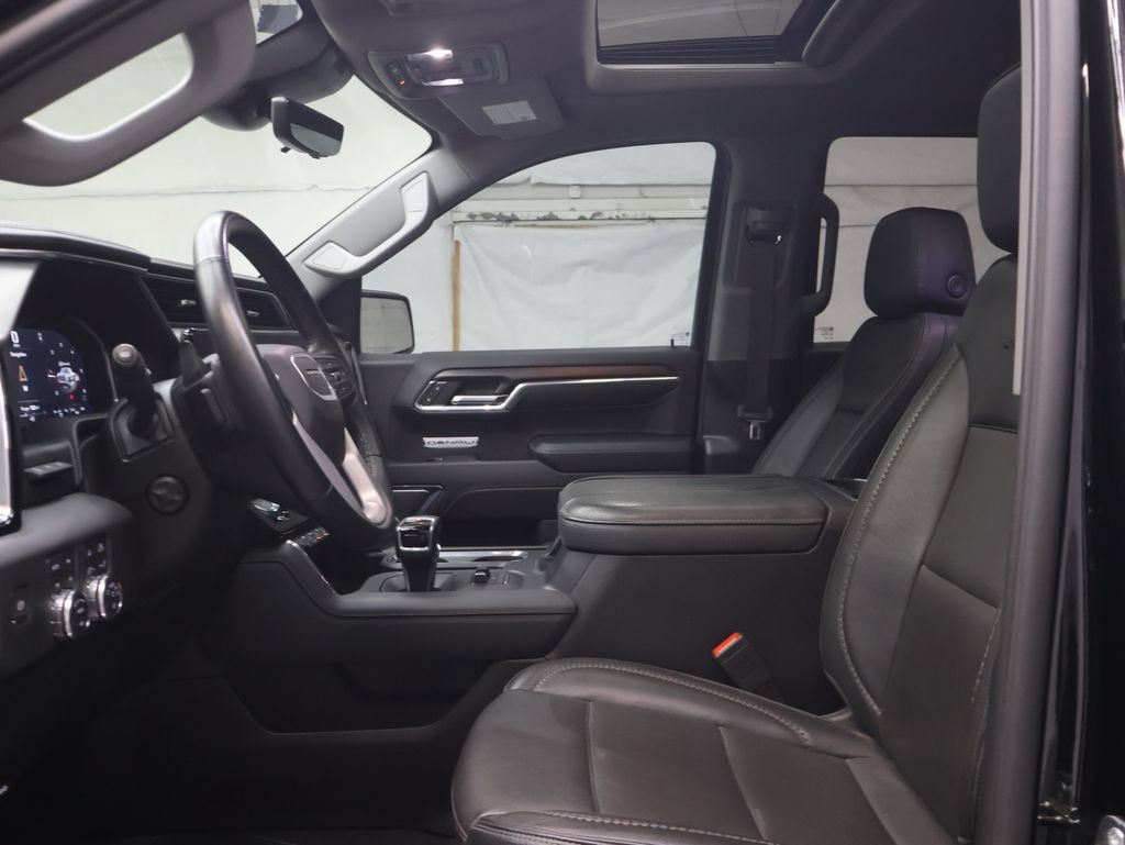 Used 2024 GMC Sierra 1500 Denali w/ Denali Reserve Package AWD/4WD image 16