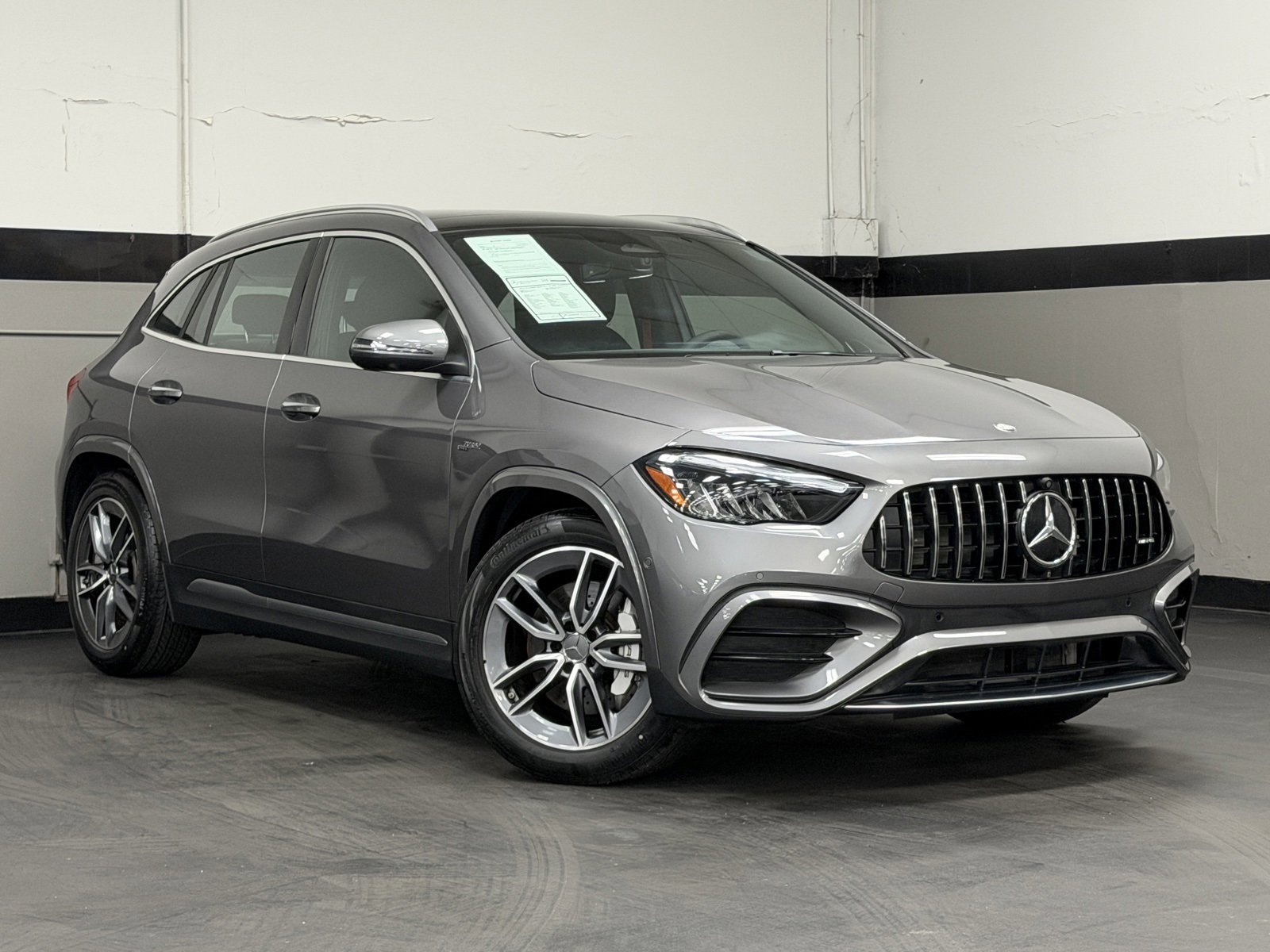 Used 2025 Mercedes-Benz GLA 35 AMG 4MATIC image 2