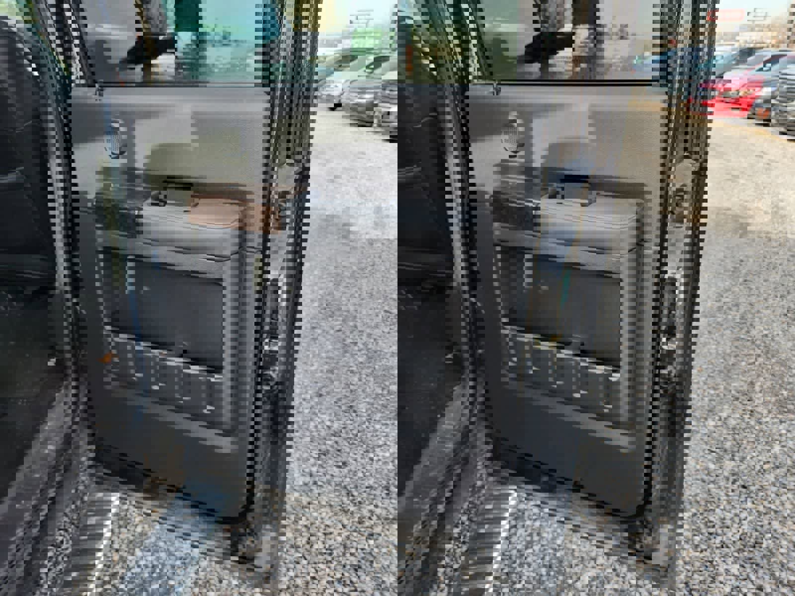 Used 2015 Ford F250 Platinum w/ FX4 Off-Road Package image 22