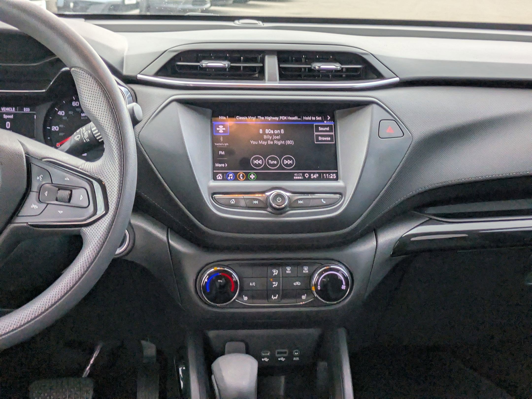 Certified 2022 Chevrolet TrailBlazer LT w/ LPO, Blackout Package image 16