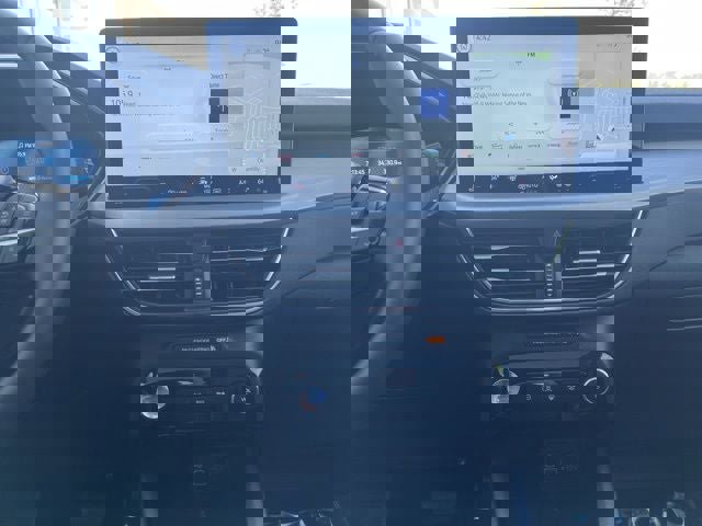 Certified 2025 Ford Escape Platinum image 32