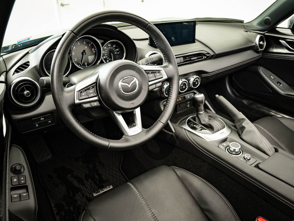 Used 2024 MAZDA MX-5 Miata RF Grand Touring RWD image 33