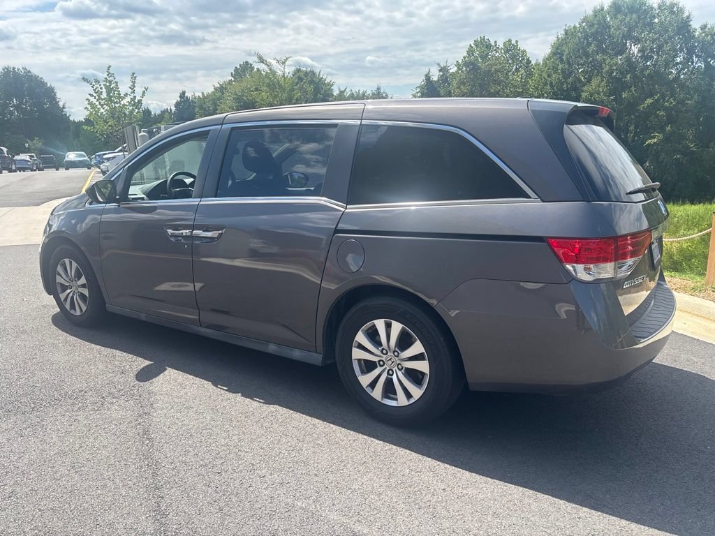 Used 2016 Honda Odyssey SE image 5
