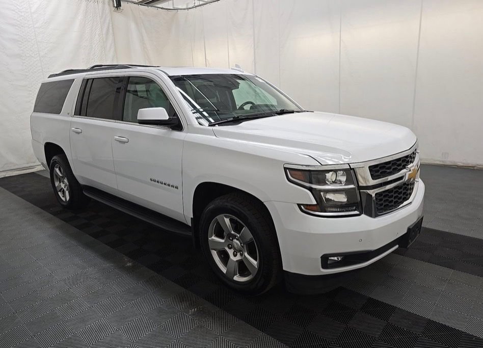 Used 2017 Chevrolet Suburban LT AWD/4WD image 5