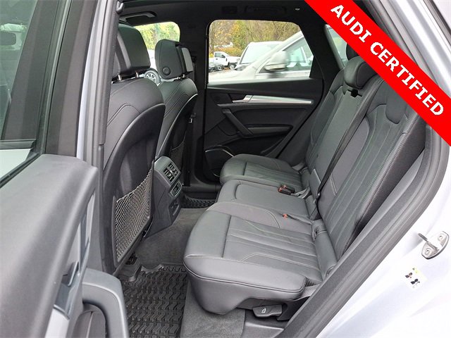 Certified 2025 Audi Q5 2.0T Premium w/ Convenience Plus Package image 11