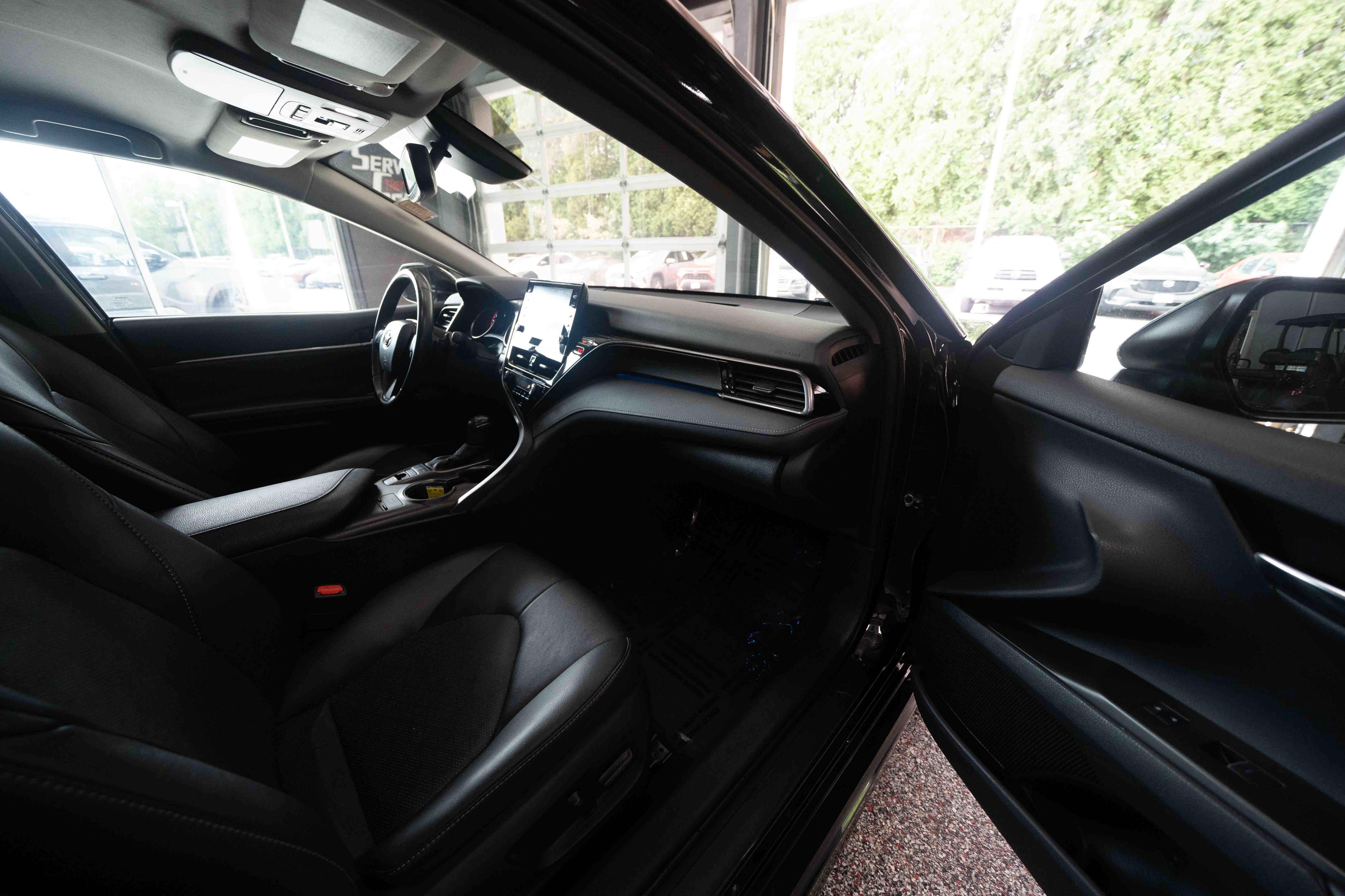Used 2024 Toyota Camry XSE FWD image 25