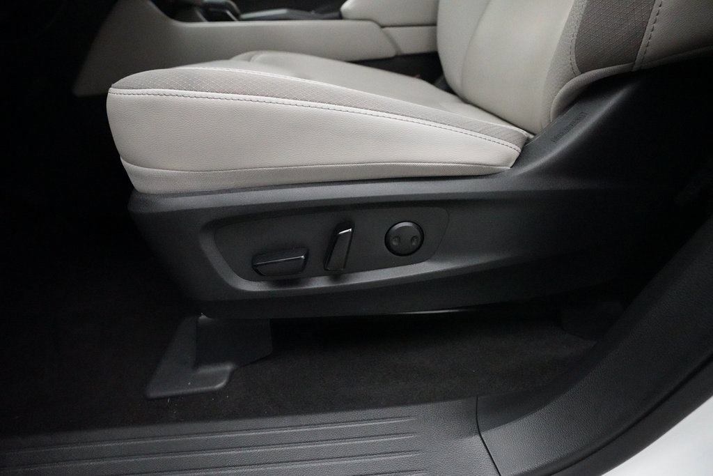 Certified 2024 Nissan Pathfinder SL image 29