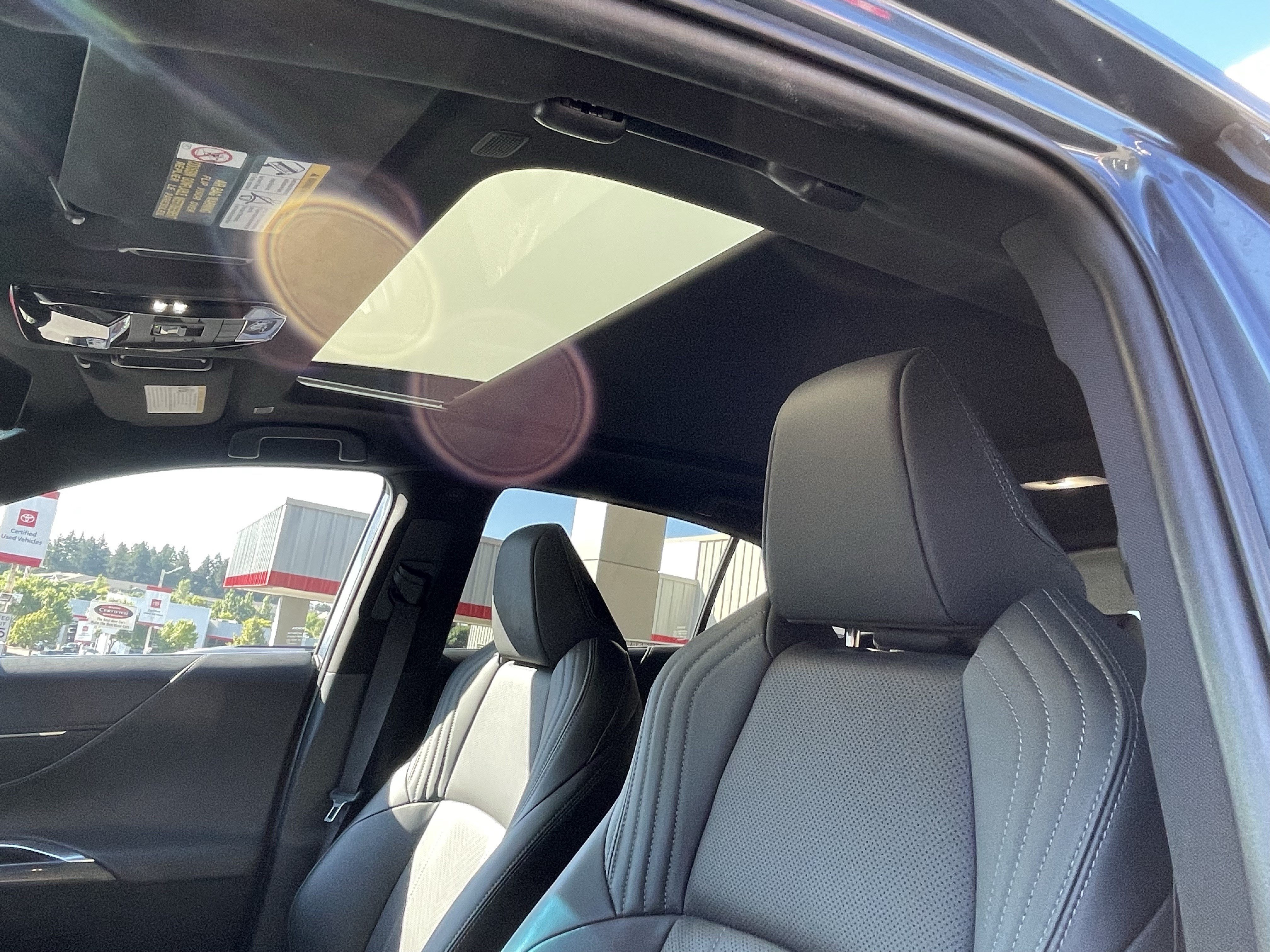 Certified 2024 Toyota Venza Limited AWD/4WD image 19