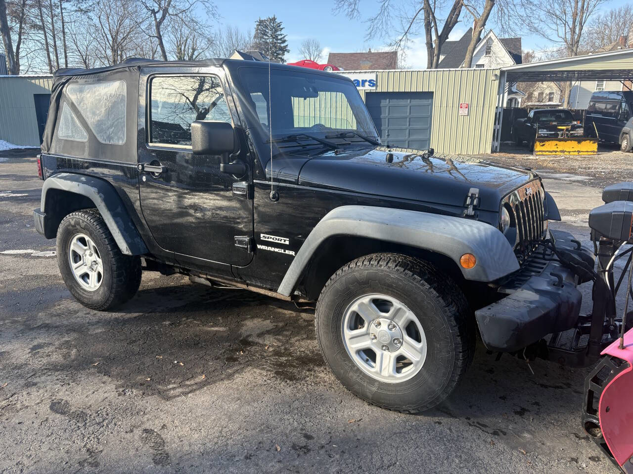Used 2012 Jeep Wrangler Sport w/ Connectivity Group AWD/4WD image 5