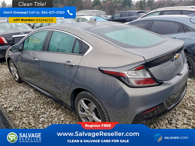 Used 2017 Chevrolet Volt LT w/ Comfort Package image 3