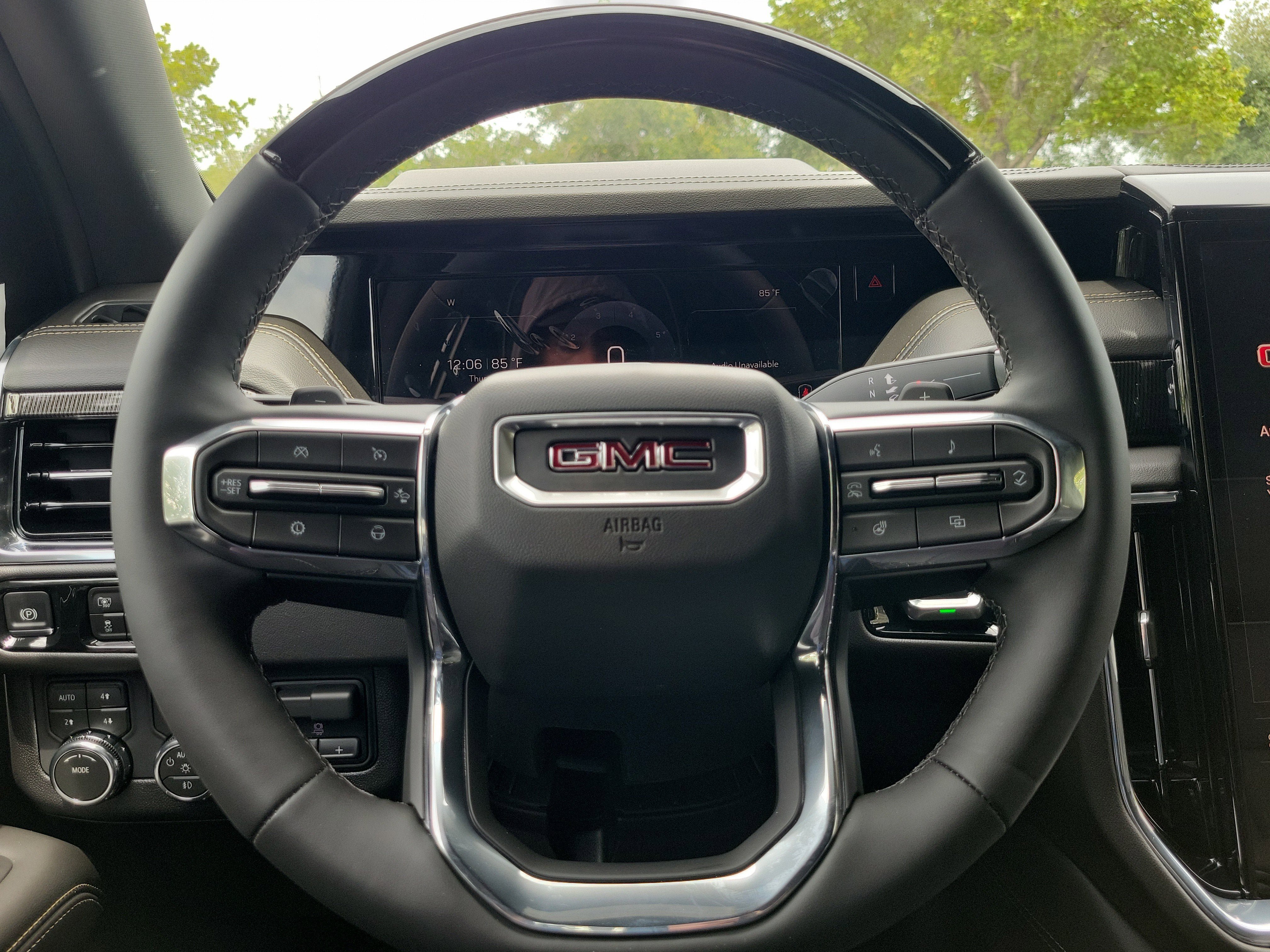 New 2026 GMC Yukon XL Elevation RWD image 9