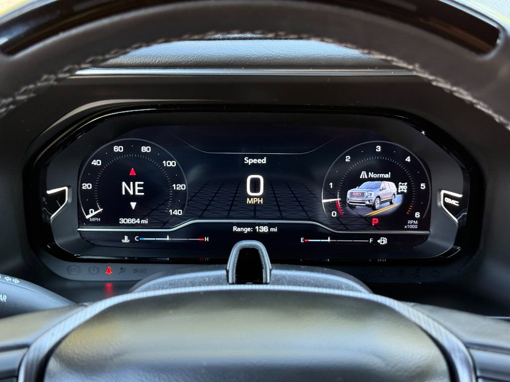 Used 2024 GMC Yukon Denali Ultimate image 3