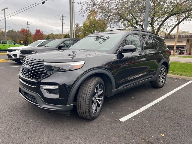 Used 2022 Ford Explorer ST-Line image 5