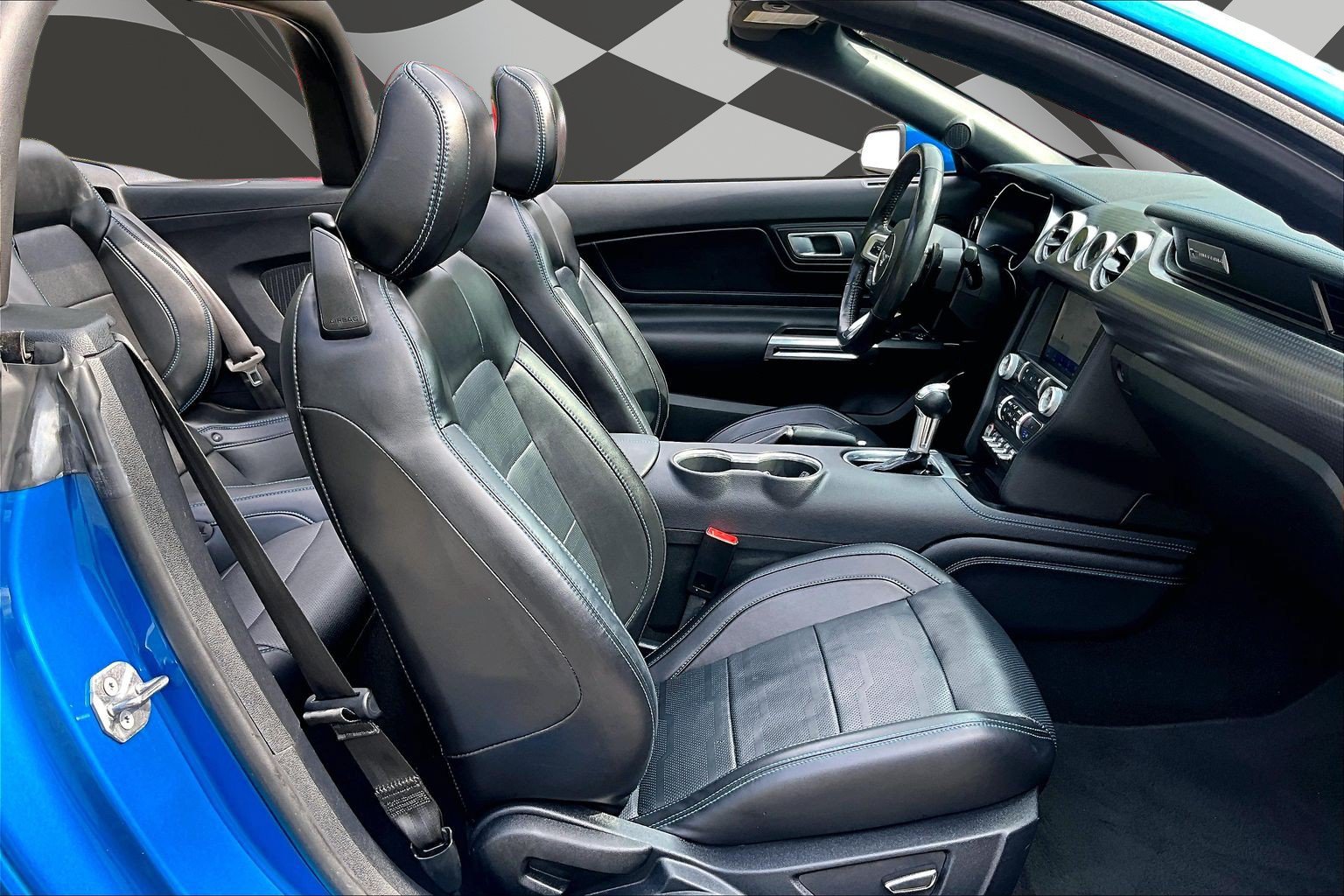 Used 2019 Ford Mustang GT Premium w/ GT Performance Package RWD image 7