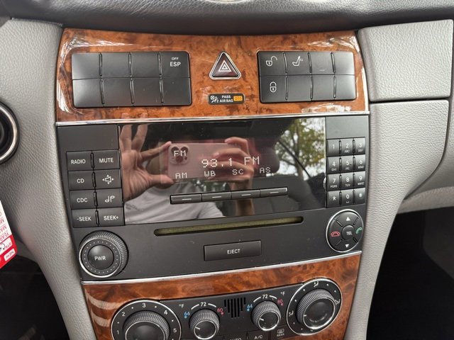 Used 2006 Mercedes-Benz CLK 350 Coupe image 19