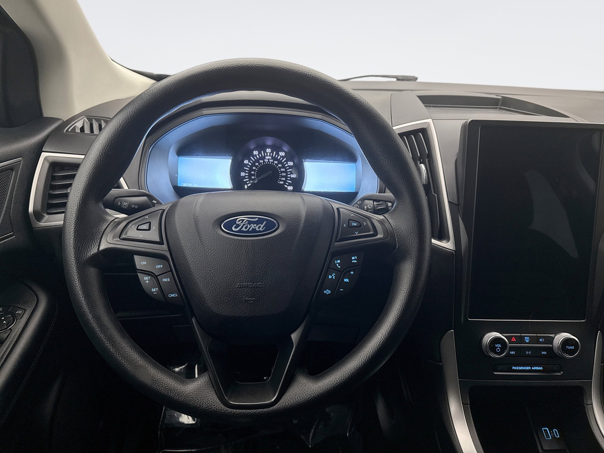 Used 2022 Ford Edge SE image 12