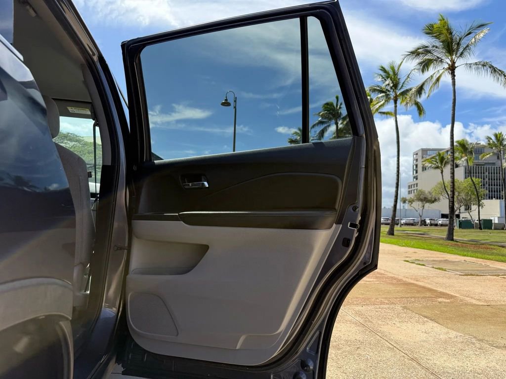 Used 2019 Honda Pilot LX image 11