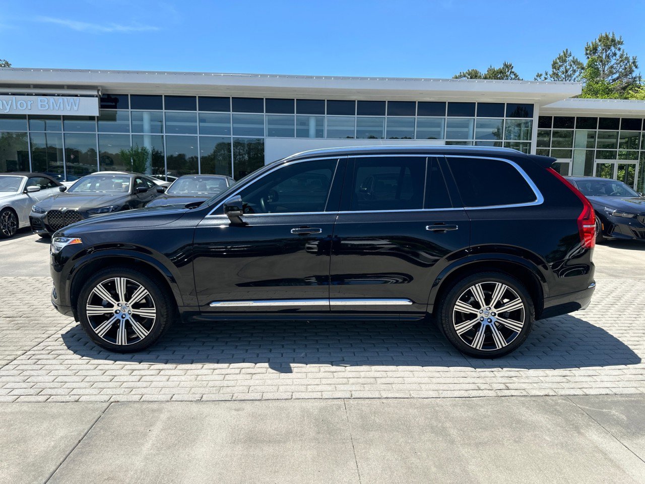 Used 2020 Volvo XC90 T6 Inscription w/ Protection Package Premier AWD/4WD image 2