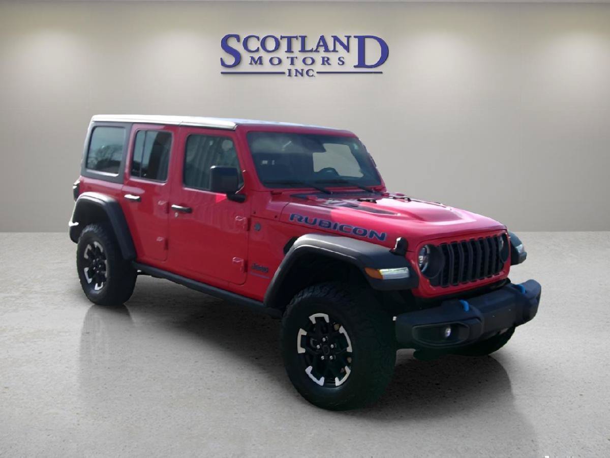 Used 2025 Jeep Wrangler Unlimited Rubicon 4xe w/ Convenience Group AWD/4WD image 5