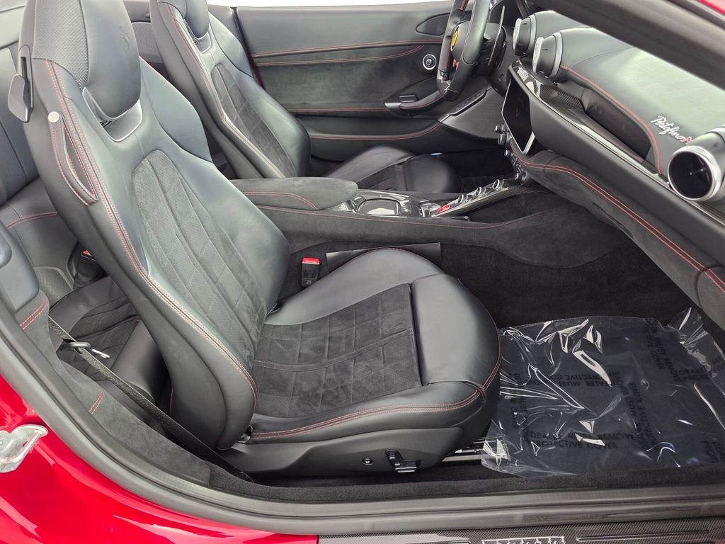 Used 2022 Ferrari Portofino M RWD image 28