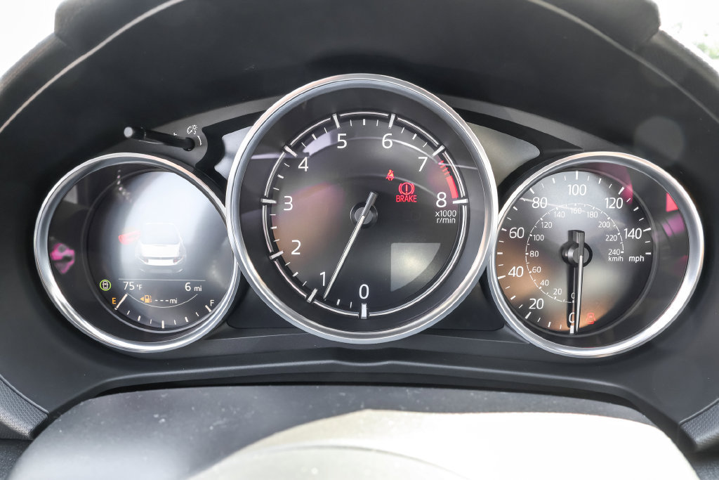 New 2026 MAZDA MX-5 Miata Sport w/ Appearance Package RWD image 27