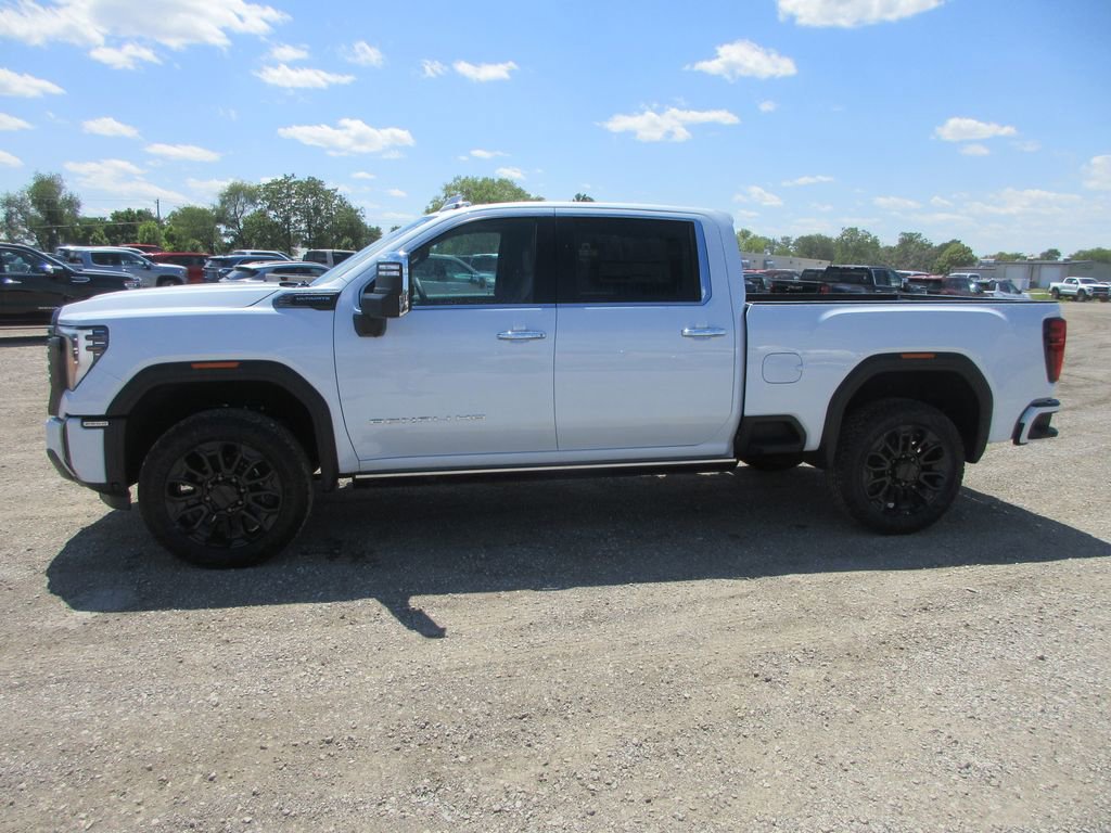 New 2026 GMC Sierra 2500 Denali Ultimate AWD/4WD image 10
