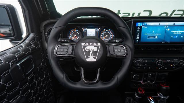 Used 2025 Jeep Gladiator Sport image 44